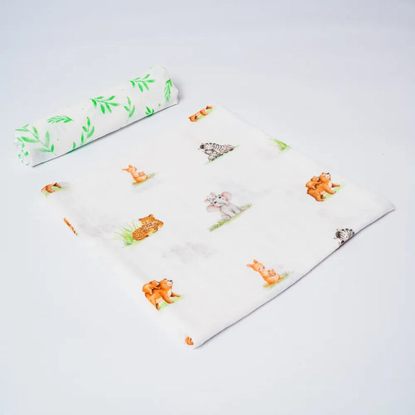 Snuggle Safari Organic Swaddle Set